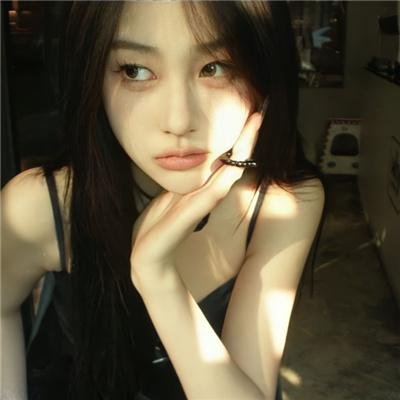 以遇刺为生的女人